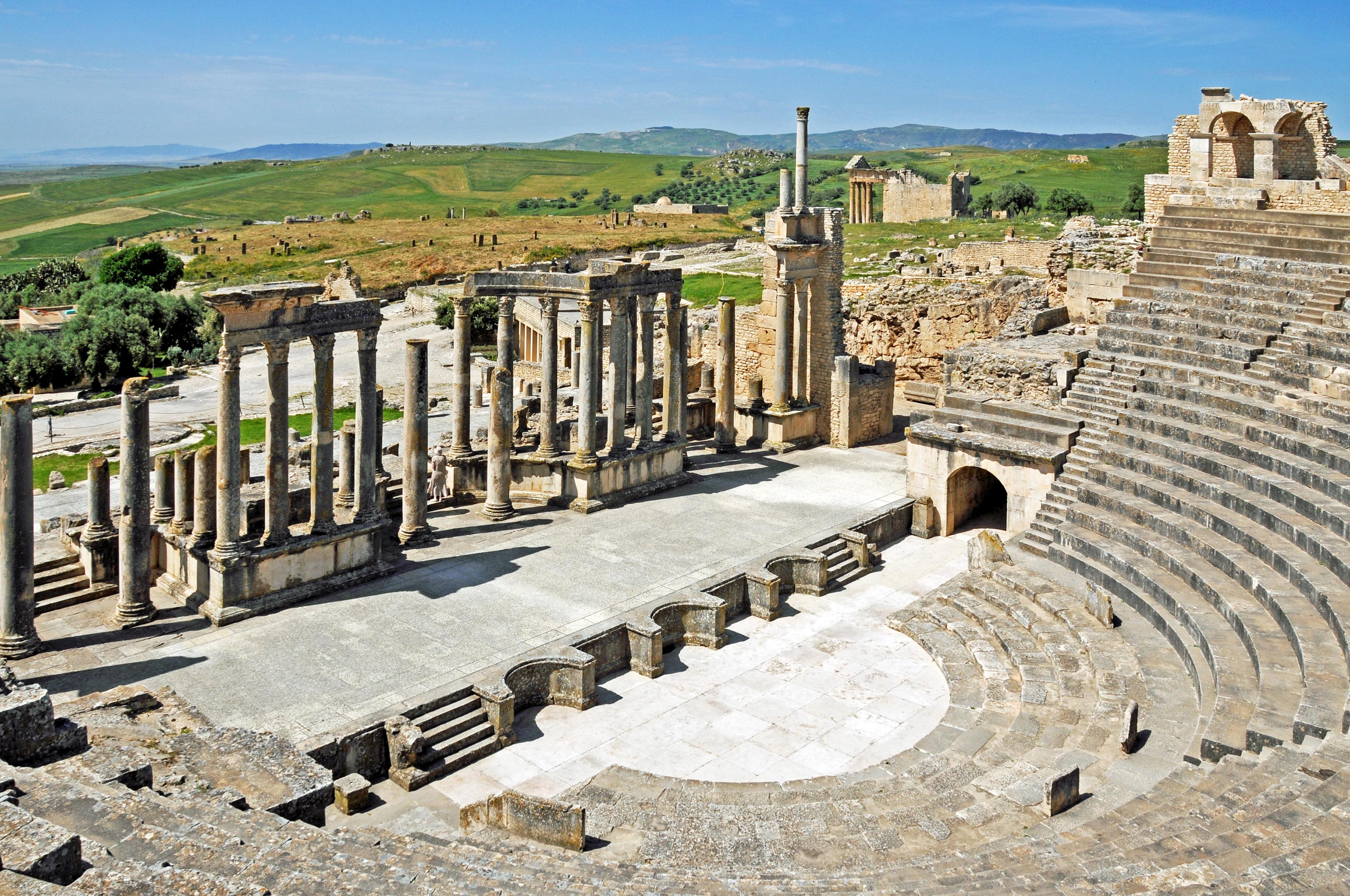 Tour Archeologico della Città Romana di Dougga